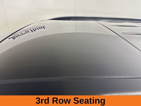 Used 2024 Kia Telluride SX w/ Towing Package image 8