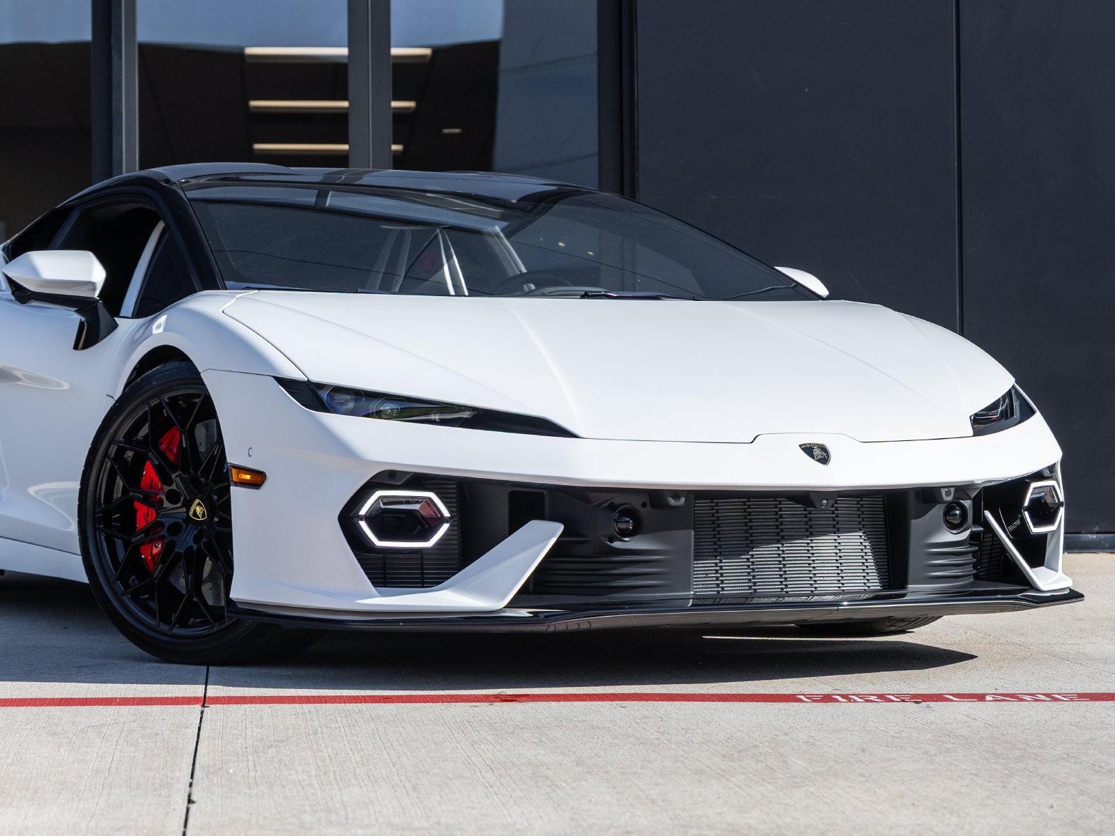 Used 2026 Lamborghini Temerario AWD/4WD image 5