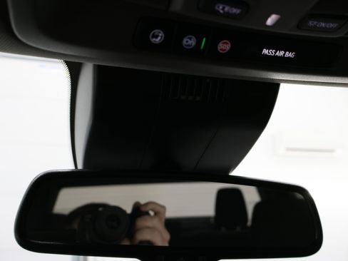 Used 2024 Chevrolet Silverado 2500 Custom w/ Custom Value Package image 52