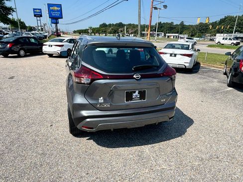 Used 2023 Nissan Kicks SV FWD image 22