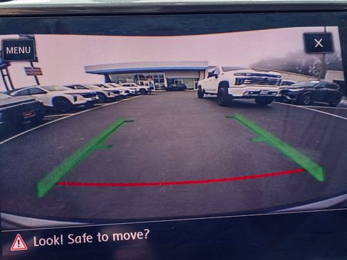 Used 2017 Volkswagen e-Golf SE w/ DC Fast Charging Package image 5