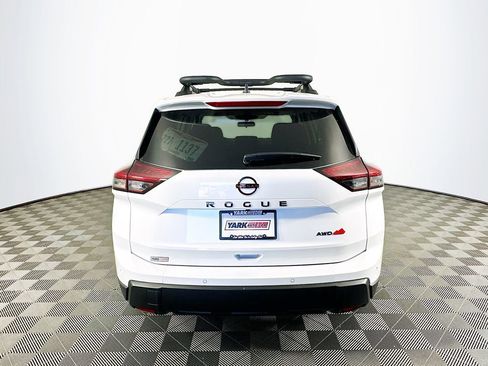 New 2026 Nissan Rogue SV image 9