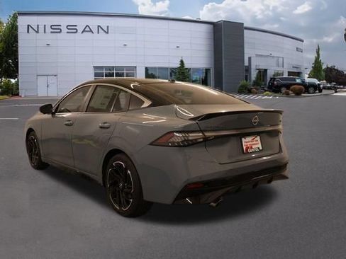 New 2026 Nissan Sentra SR w/ SR Premium Package FWD image 5