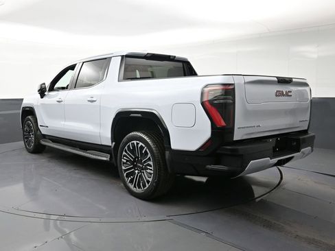 Used 2026 GMC Sierra EV Denali AWD/4WD image 3