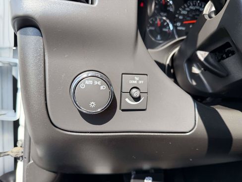 Used 2025 GMC Savana 2500 w/ Driver Convenience Package RWD image 19