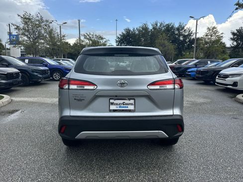 Used 2025 Toyota Corolla Cross L FWD image 5