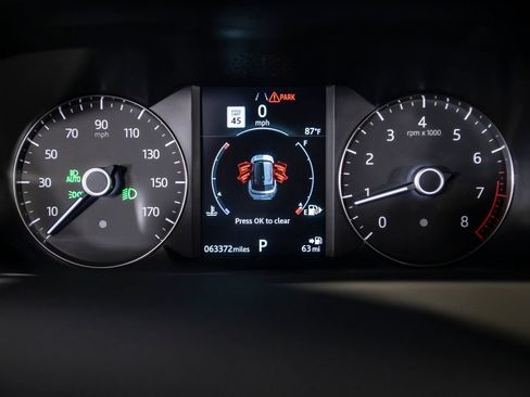 Used 2020 Land Rover Range Rover Velar S AWD/4WD image 27