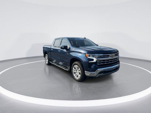 Used 2023 Chevrolet Silverado 1500 LTZ image 2