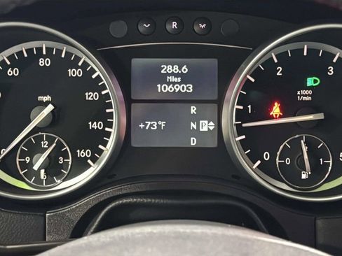 Used 2012 Mercedes-Benz GL 320 BlueTEC 4MATIC image 28