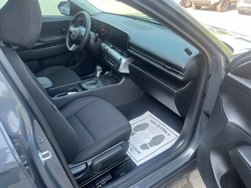 Used 2026 Hyundai Kona SEL Sport FWD image 16