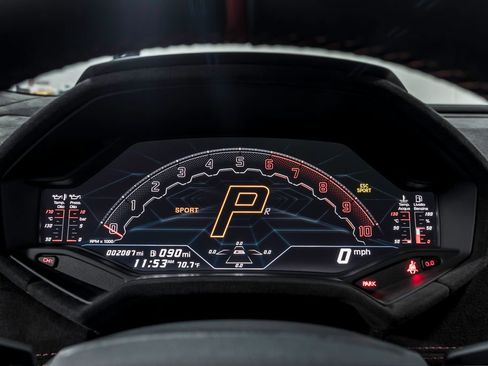 Used 2024 Lamborghini Huracan Tecnica RWD image 16