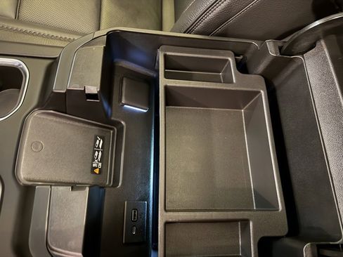 Used 2023 GMC Sierra 1500 Denali w/ Technology Package image 24