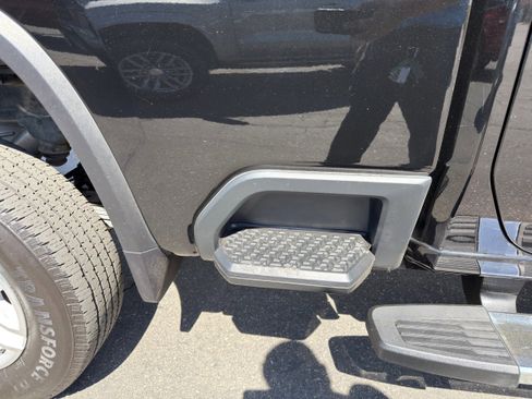 Used 2025 Chevrolet Silverado 2500 LT w/ Convenience Package image 14