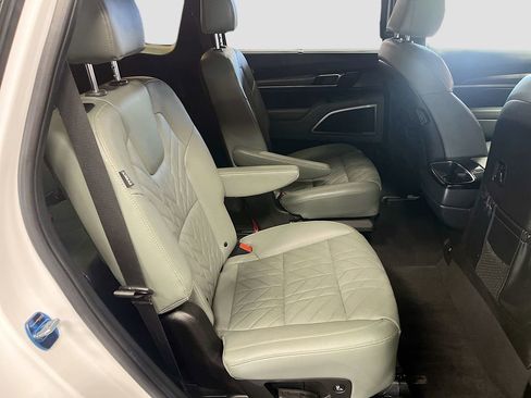 Used 2023 Kia Telluride EX X-Line AWD/4WD image 29