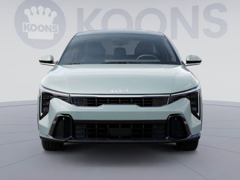 New 2025 Kia K4 GT-Line image 2