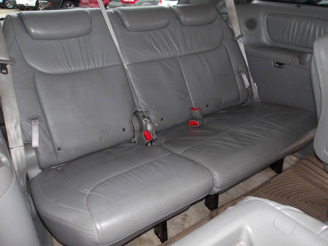 Used 2008 Toyota Sienna XLE Limited w/ XLE Limited Pkg 1 FWD image 21