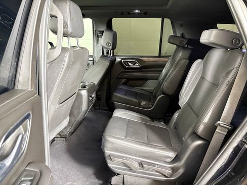 Used 2023 Chevrolet Tahoe Z71 w/ Luxury Package AWD/4WD image 46