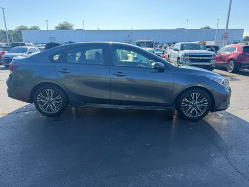 Used 2024 Kia Forte GT-Line w/ GT-Line Premium Package FWD image 5