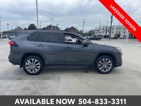 Certified 2022 Toyota RAV4 XLE Premium FWD image 7