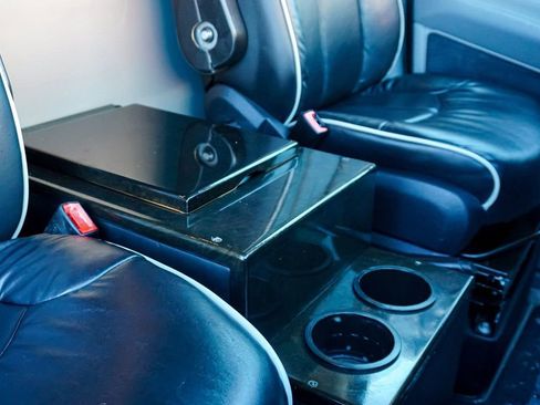 Used 2014 Mercedes-Benz Sprinter 2500 image 84