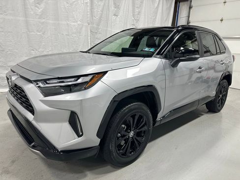 Used 2025 Toyota RAV4 XSE w/ Weather Package image 3