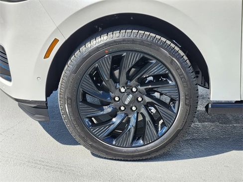 New 2025 Lincoln Navigator Reserve w/ Jet Appearance Package image 10