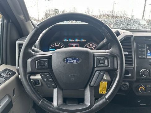 Used 2017 Ford F150 XLT w/ Equipment Group 301A Mid image 13