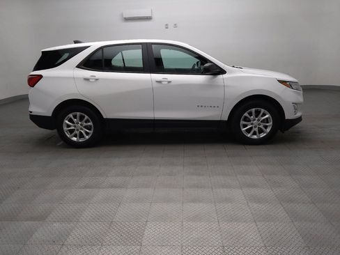 Used 2021 Chevrolet Equinox LS FWD image 11
