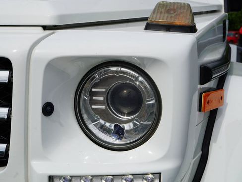 Used 2018 Mercedes-Benz G 550 Squared image 23