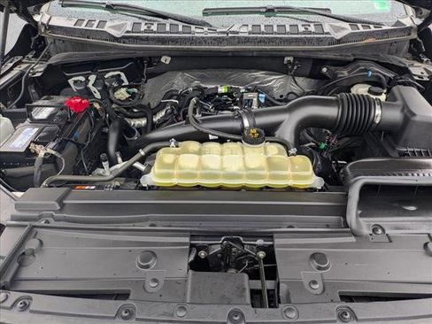 Used 2019 Ford F150 Lariat AWD/4WD image 24