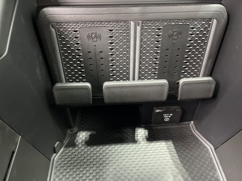 New 2026 RAM 2500 Limited image 18