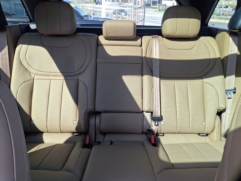 New 2026 Land Rover Range Rover Sport SE image 15