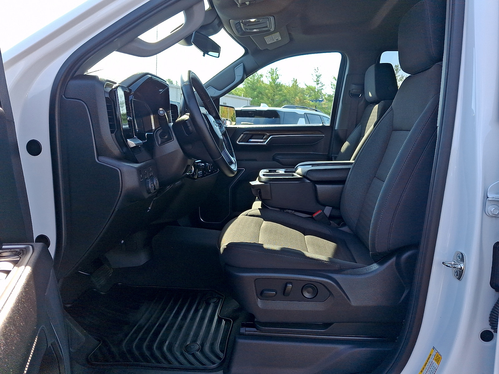 Used 2026 Chevrolet Silverado 1500 RST AWD/4WD image 13