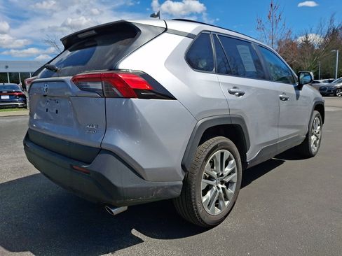 Used 2023 Toyota RAV4 XLE Premium AWD/4WD image 6