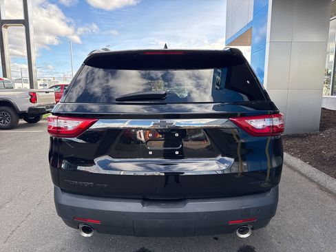 Used 2021 Chevrolet Traverse RS image 7