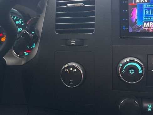 Used 2012 Chevrolet Silverado 2500 LT w/ Suspension Package, Off-Road image 14