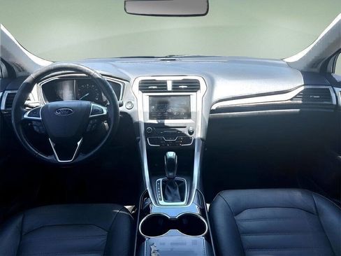 Used 2016 Ford Fusion SE w/ Equipment Group 202A image 33