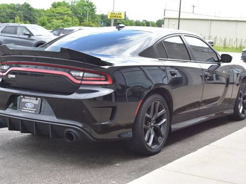 Used 2022 Dodge Charger R/T w/ Plus Group RWD image 11
