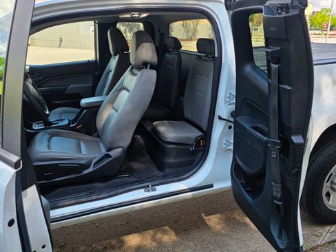 Used 2022 Chevrolet Colorado W/T w/ WT Convenience Package image 21