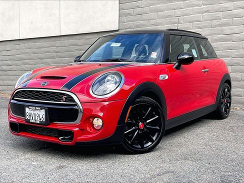 Used 2019 MINI Cooper S FWD image 11
