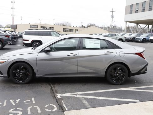 New 2026 Hyundai Elantra Sport image 7