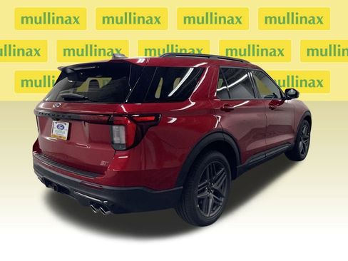 New 2026 Ford Explorer ST image 4