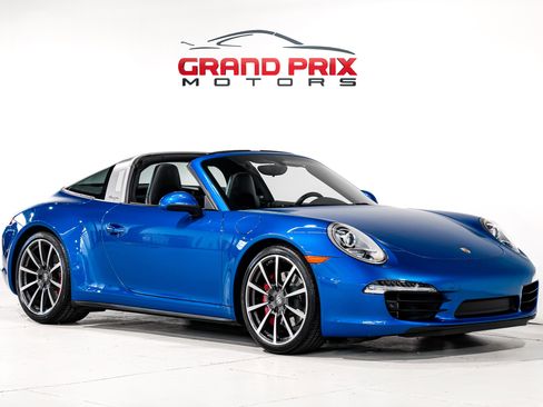 Used 2015 Porsche 911 Targa 4S image 1
