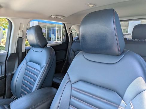 Used 2022 Ford Edge SEL w/ Sport Appearance Package AWD/4WD image 15