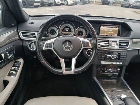 Used 2014 Mercedes-Benz E 350 4MATIC Sedan w/ Premium 1 Package image 22