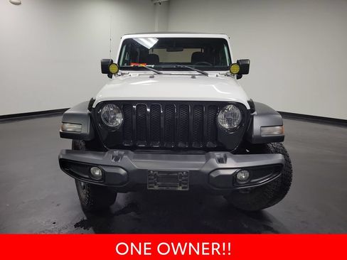 Used 2021 Jeep Wrangler Sport AWD/4WD image 3
