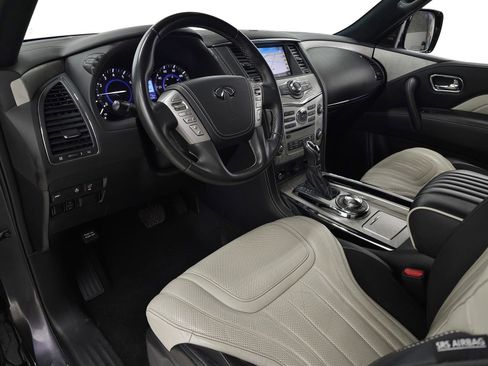 Used 2019 INFINITI QX80 Limited w/ All-Season Package image 12