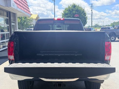 Used 2018 RAM 2500 Big Horn AWD/4WD image 10