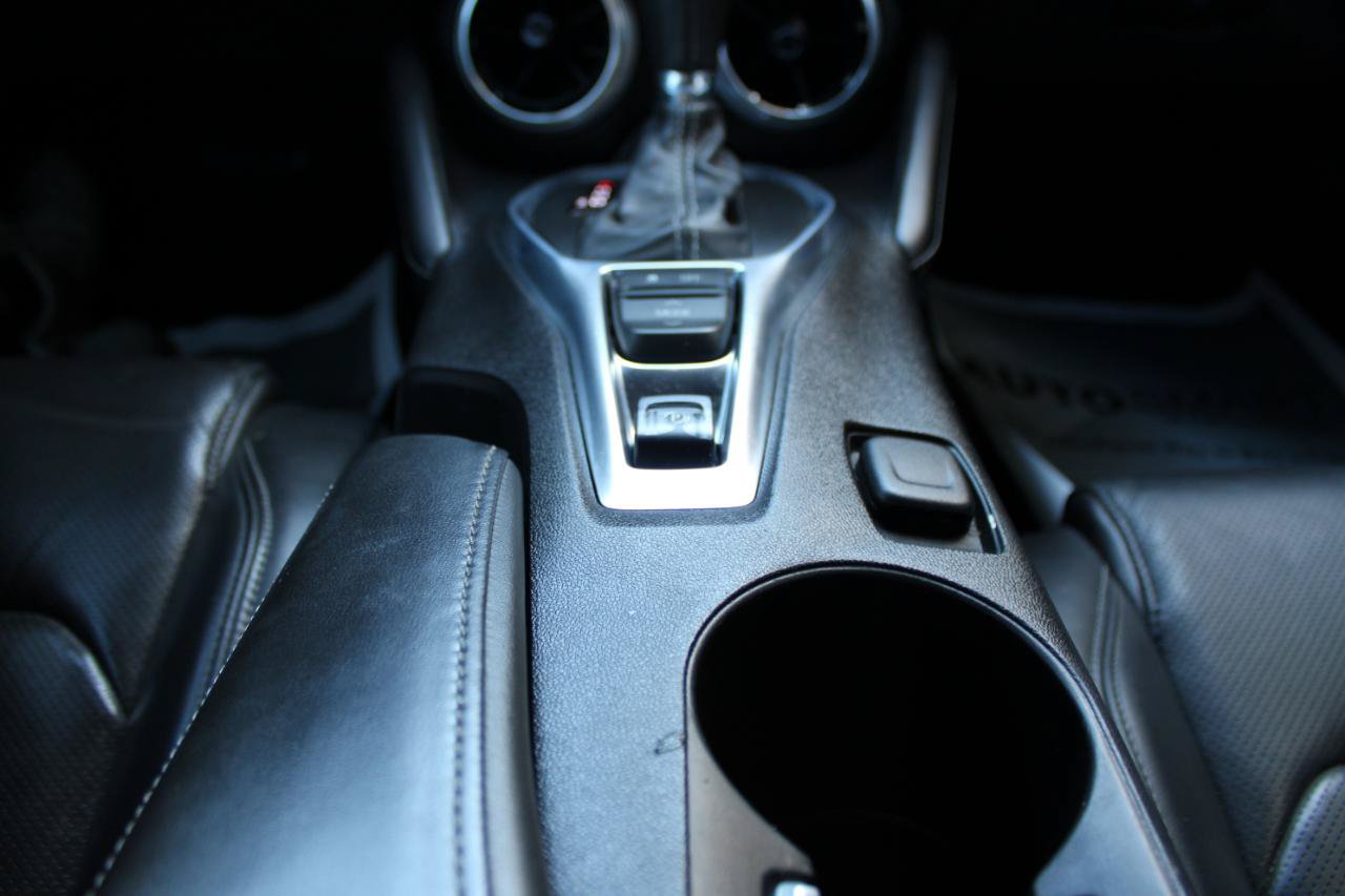Used 2017 Chevrolet Camaro SS RWD image 31
