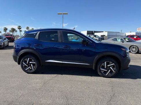 New 2026 Nissan Kicks SV w/ SV Premium Package FWD image 7